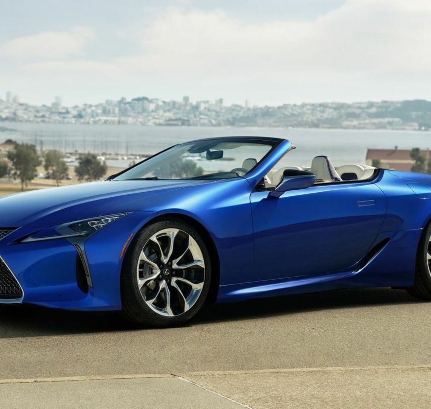 https://autofilter.sk/assets/files/images/lc-convertible/gallery/Lexus-lc-500-convertible-2020-27-galeria_2025-04-10-205844_eofx.jpg - obrazok