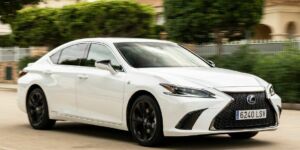 Lexus ES 300h – Tichý hybridný luxus, ktorý vás rozmazná obrazok