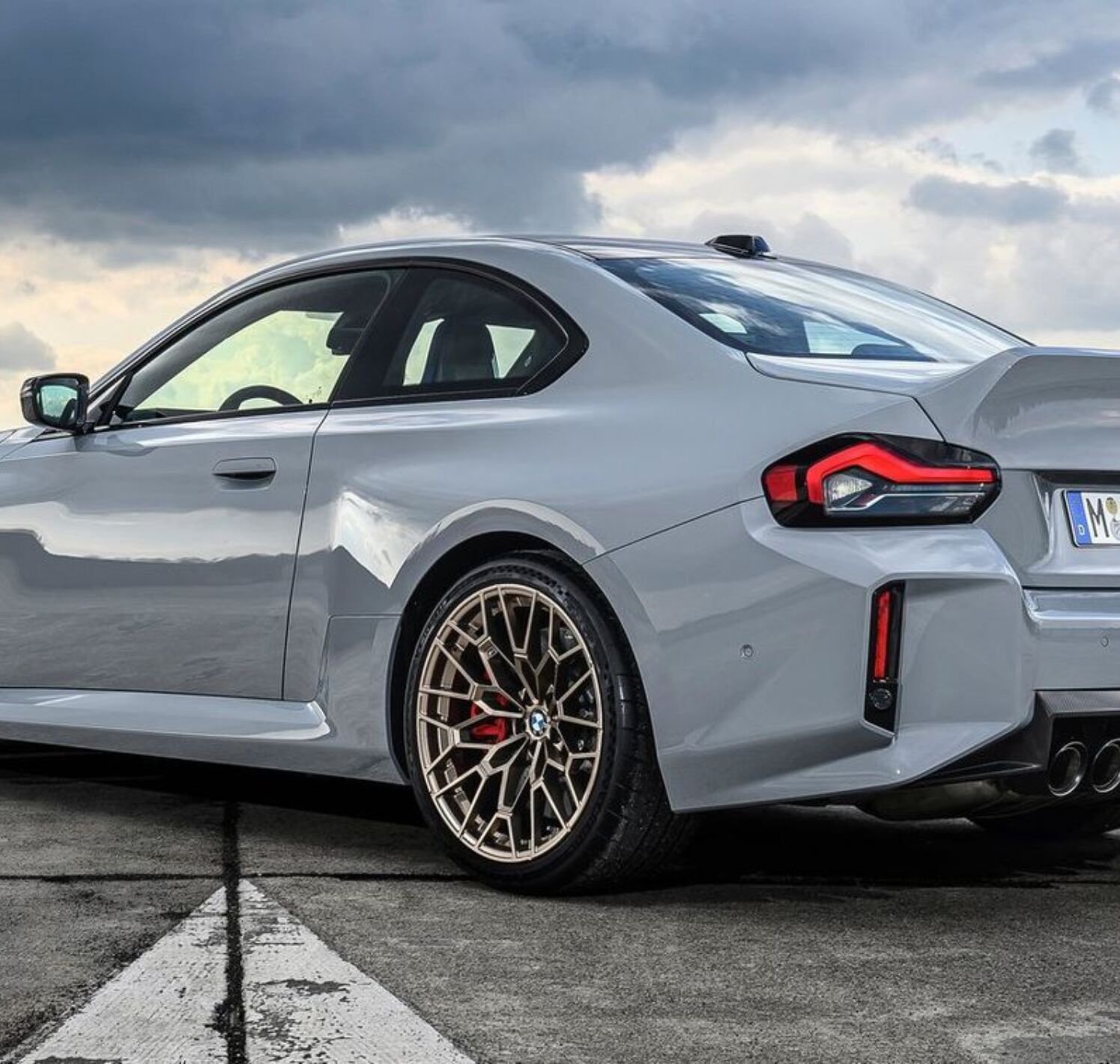 https://autofilter.sk/assets/files/images/m2/gallery/bmw-m2-cs-2026-4-galeria.jpg - obrazok