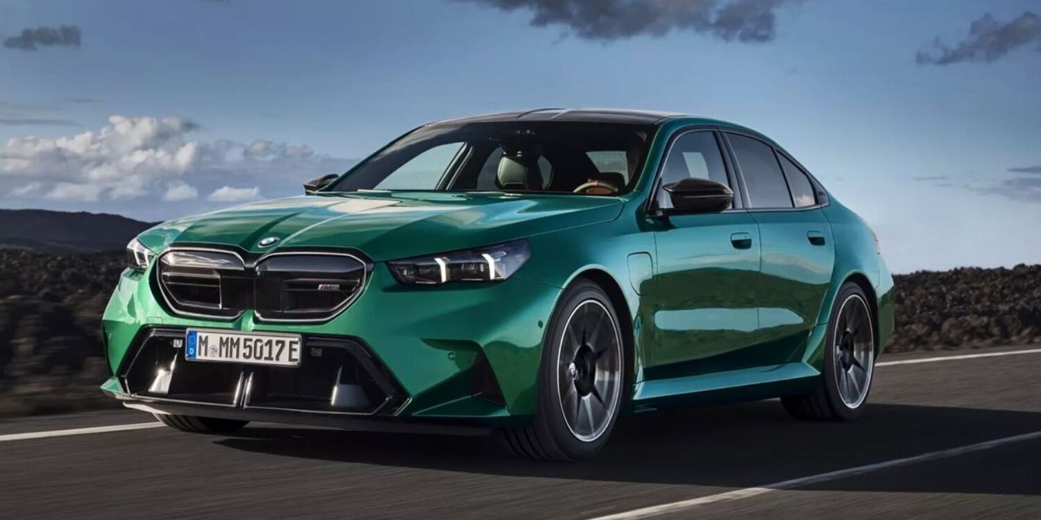 M5 sedan