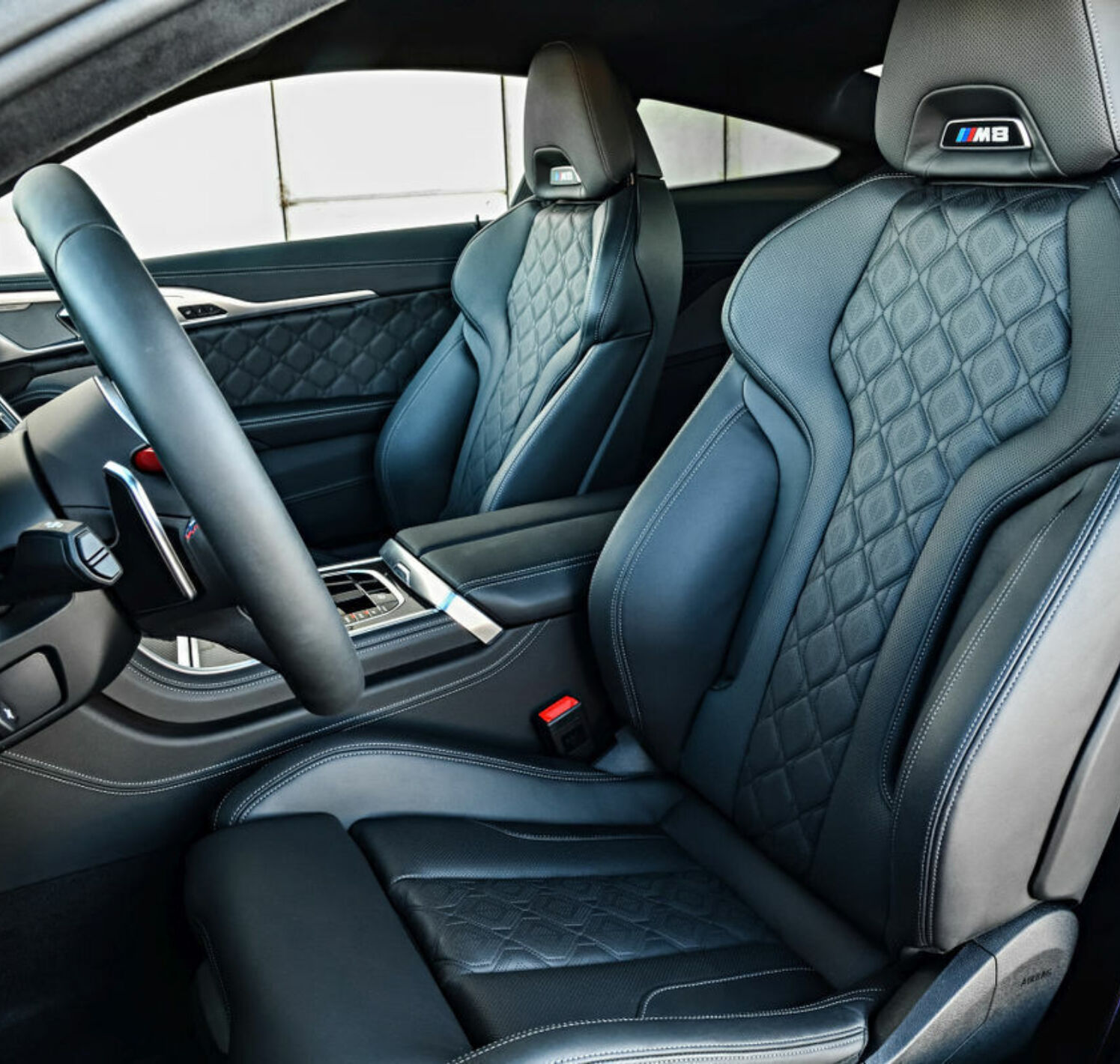 https://autofilter.sk/assets/files/images/m8-coupe/gallery/Bmw-m8-coupe-05-galeria_2025-04-10-203506_jztq.jpg - obrazok