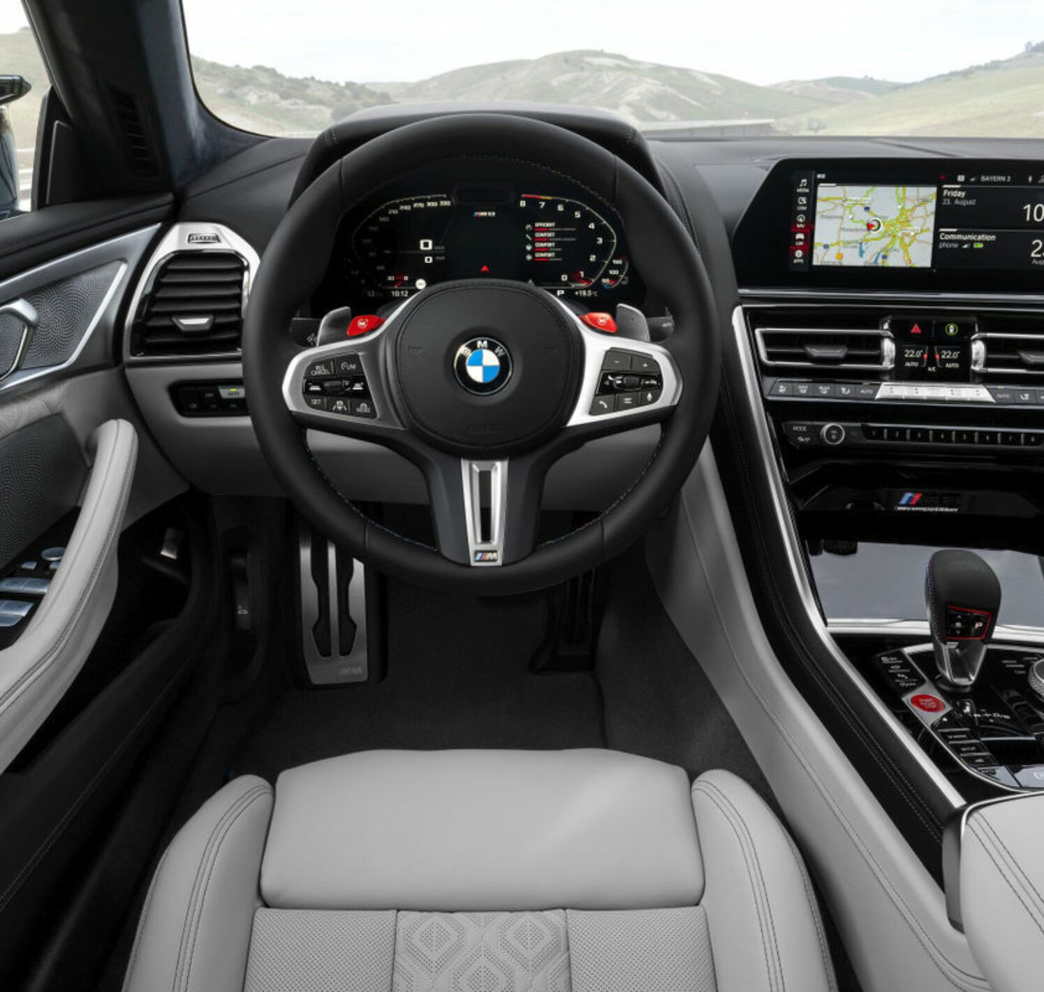 https://autofilter.sk/assets/files/images/m8-gran-coupe/gallery/P90369599-high-res-the-new-bmw-m8-gran-galeria_2025-04-10-203542_geqn.jpg - obrazok