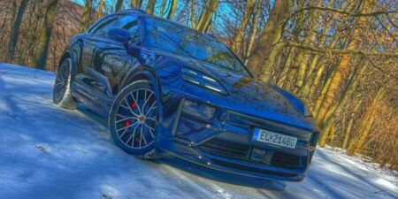 Jazda: Porsche Macan Turbo Electric: Krksizlom obrazok