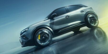 Nový Opel Mokka GSE oficiálne. Najvýkonnejší model značky je odteraz elektrický crossover obrazok