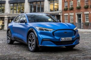 Ford Mustang Mach-E je rodinný elektromobil s emóciou, nie náhrada za osemvalec