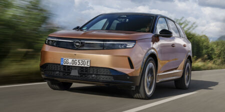 Grandland Electric ponúka tri odlišné verzie. Najväčšia batéria nie je pre každého obrazok