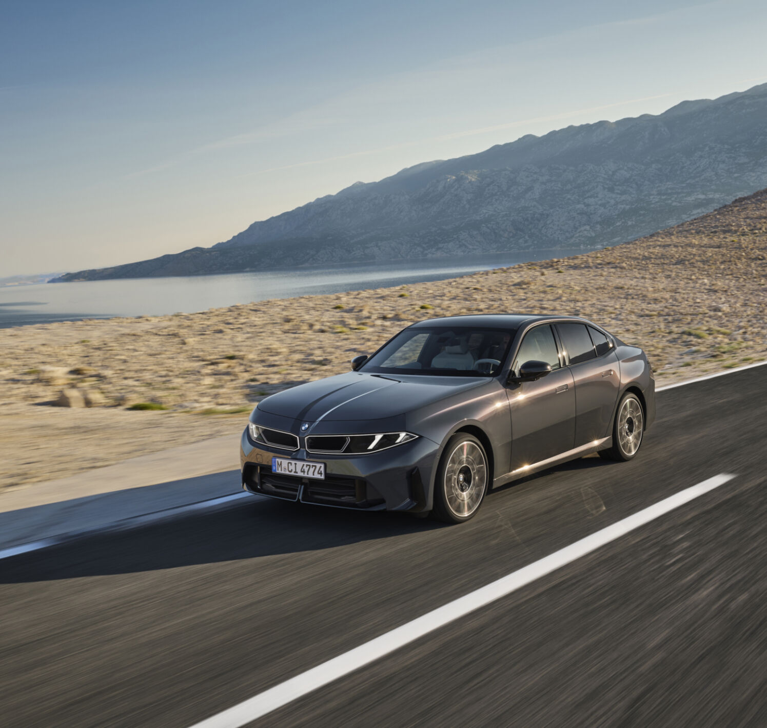 https://autofilter.sk/assets/files/images/novy-rad-3-sedan/gallery/P90657728_highRes_the-new-bmw-320-exte.jpg - obrazok