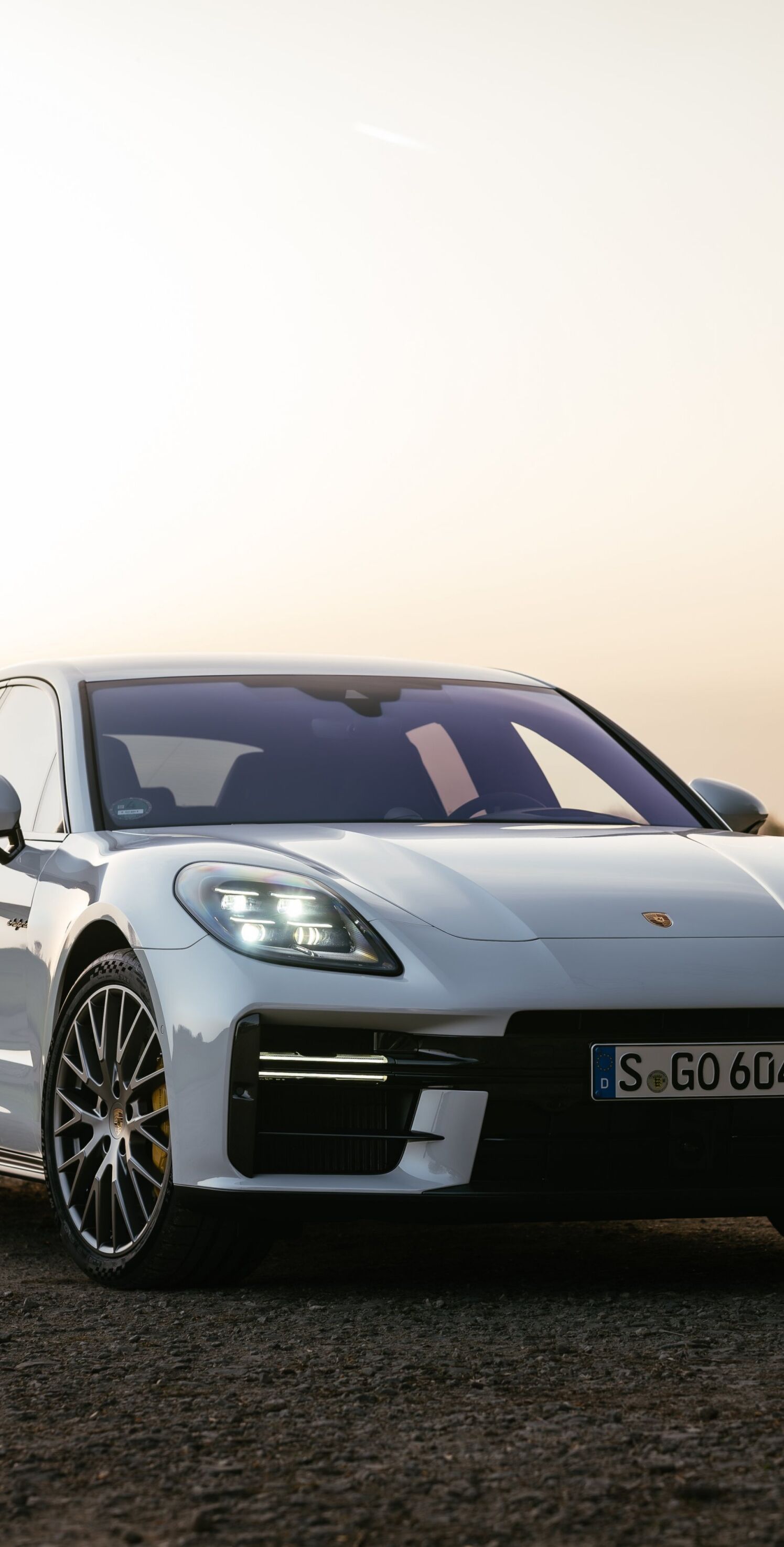 https://autofilter.sk/assets/files/images/panamera/gallery/279449_6000x4004.jpg - obrazok