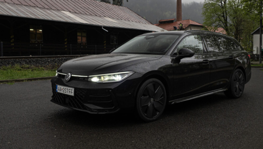 Test Volkswagen Passat Variant R-line B9: Na koniec sveta a ešte ďalej obrazok