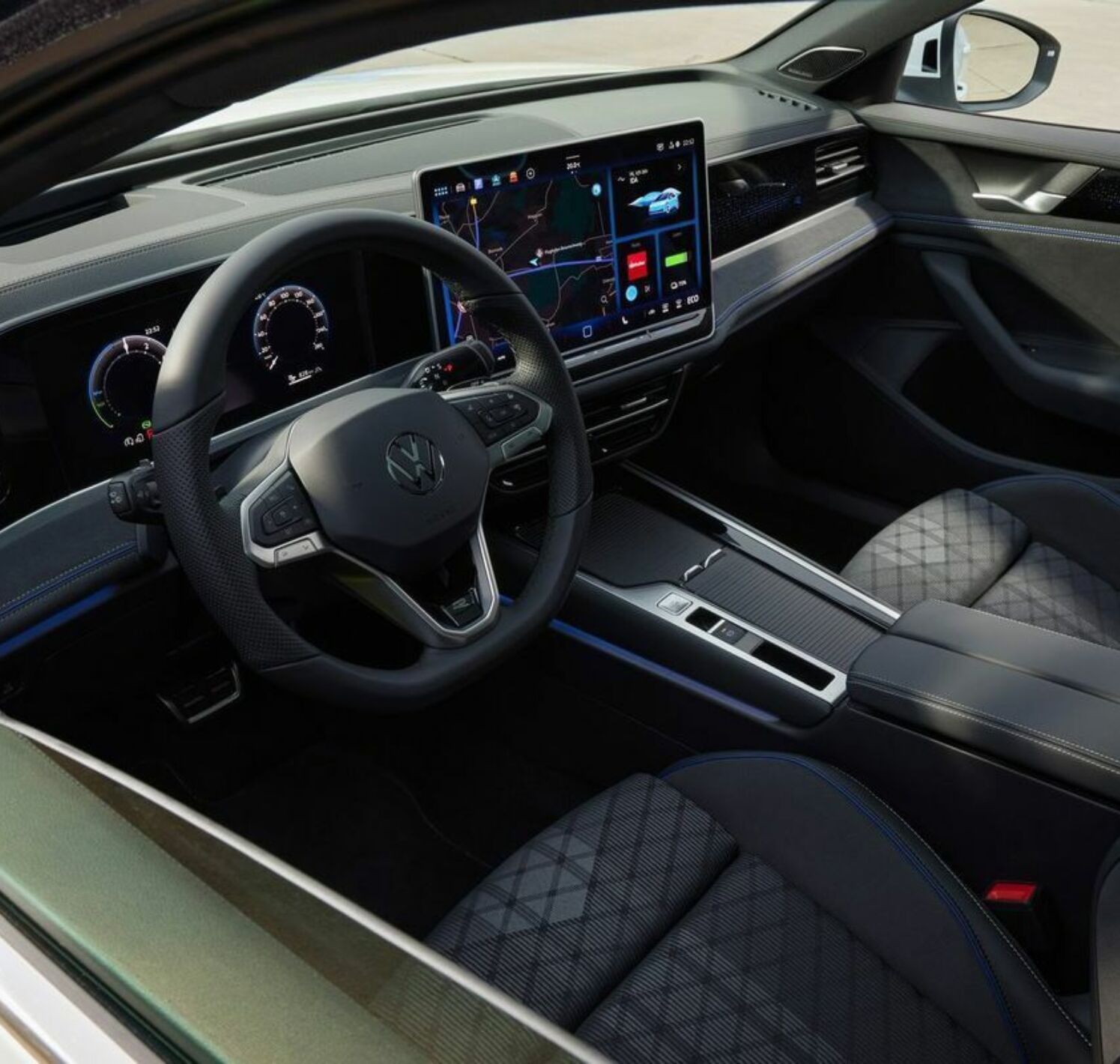 https://autofilter.sk/assets/files/images/passat-variant-phev/gallery/Volkswagen-passat-variant-2023-04-galeria_2025-04-10-195930_qqrl.jpg - obrazok