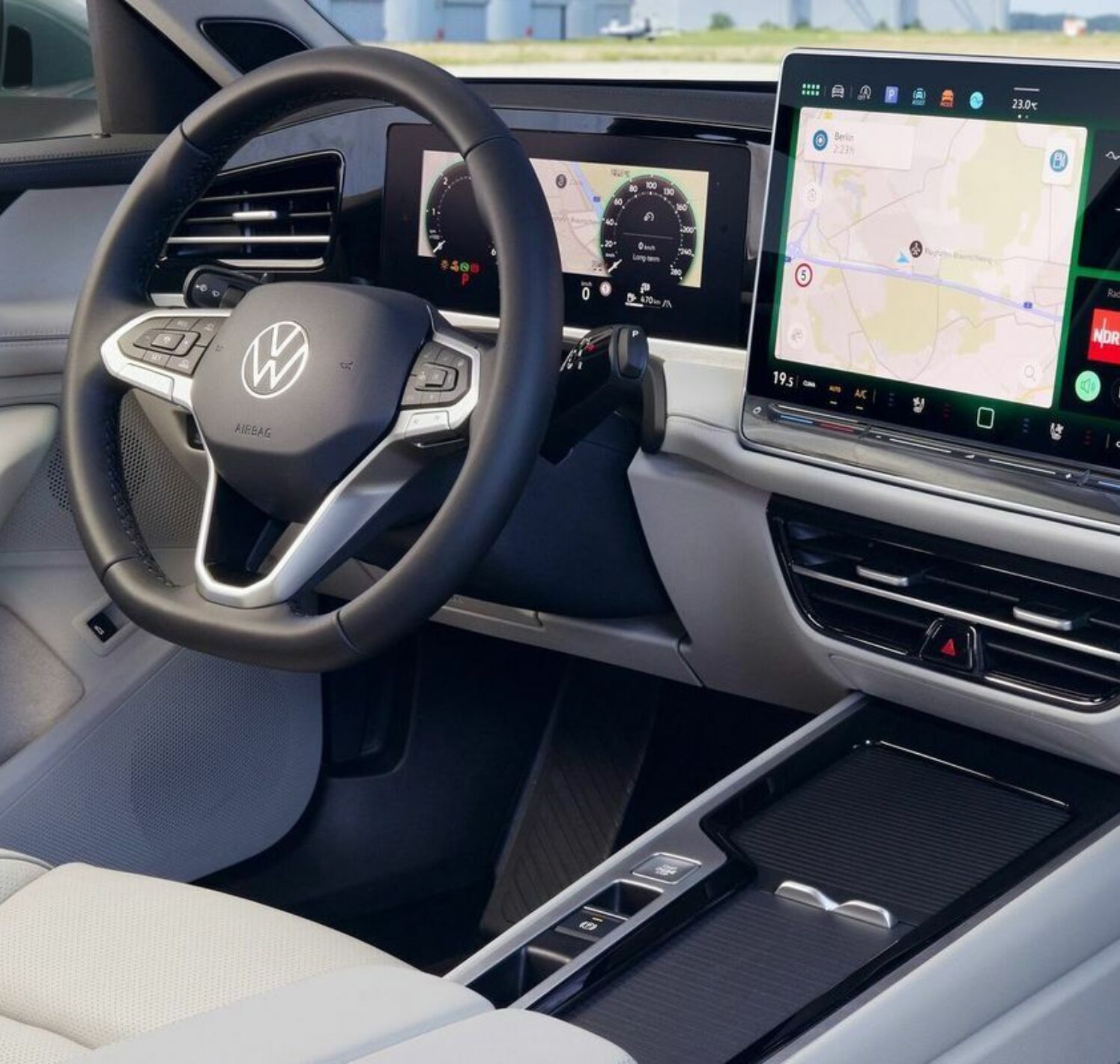 https://autofilter.sk/assets/files/images/passat-variant-phev/gallery/Volkswagen-passat-variant-2023-08-galeria_2025-04-10-195931_ytno.jpg - obrazok