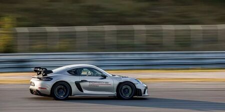 Rozlučka s Porsche 718 Cayman GT4 RS na okruhu: Surovější produkční auto jsme ještě nikdy neřídili obrazok