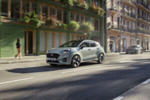 Ford Puma je malý crossover, ktorý nezabudol, ako sa šoféruje