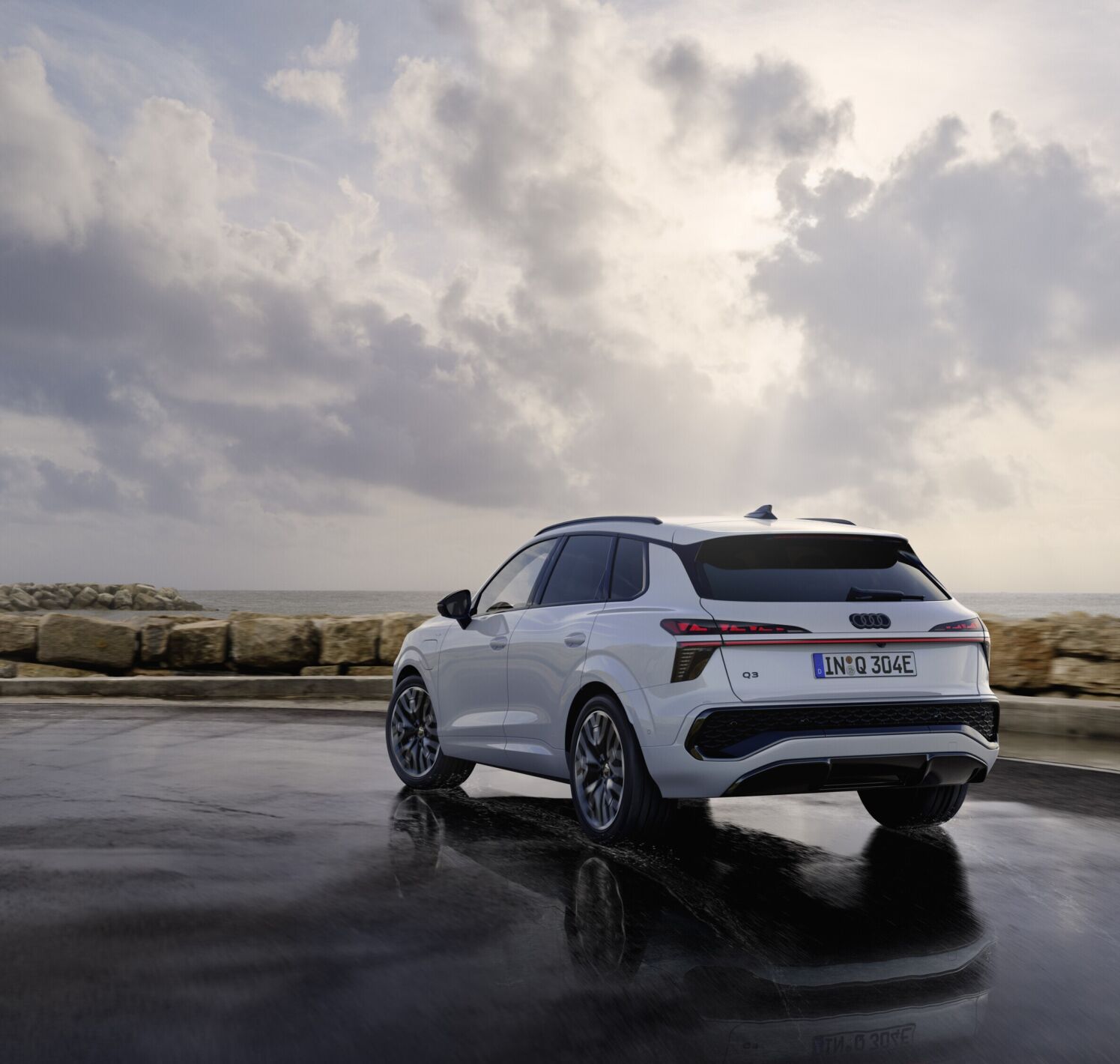 https://autofilter.sk/assets/files/images/q3-phev/gallery/A250946_medium.jpg - obrazok
