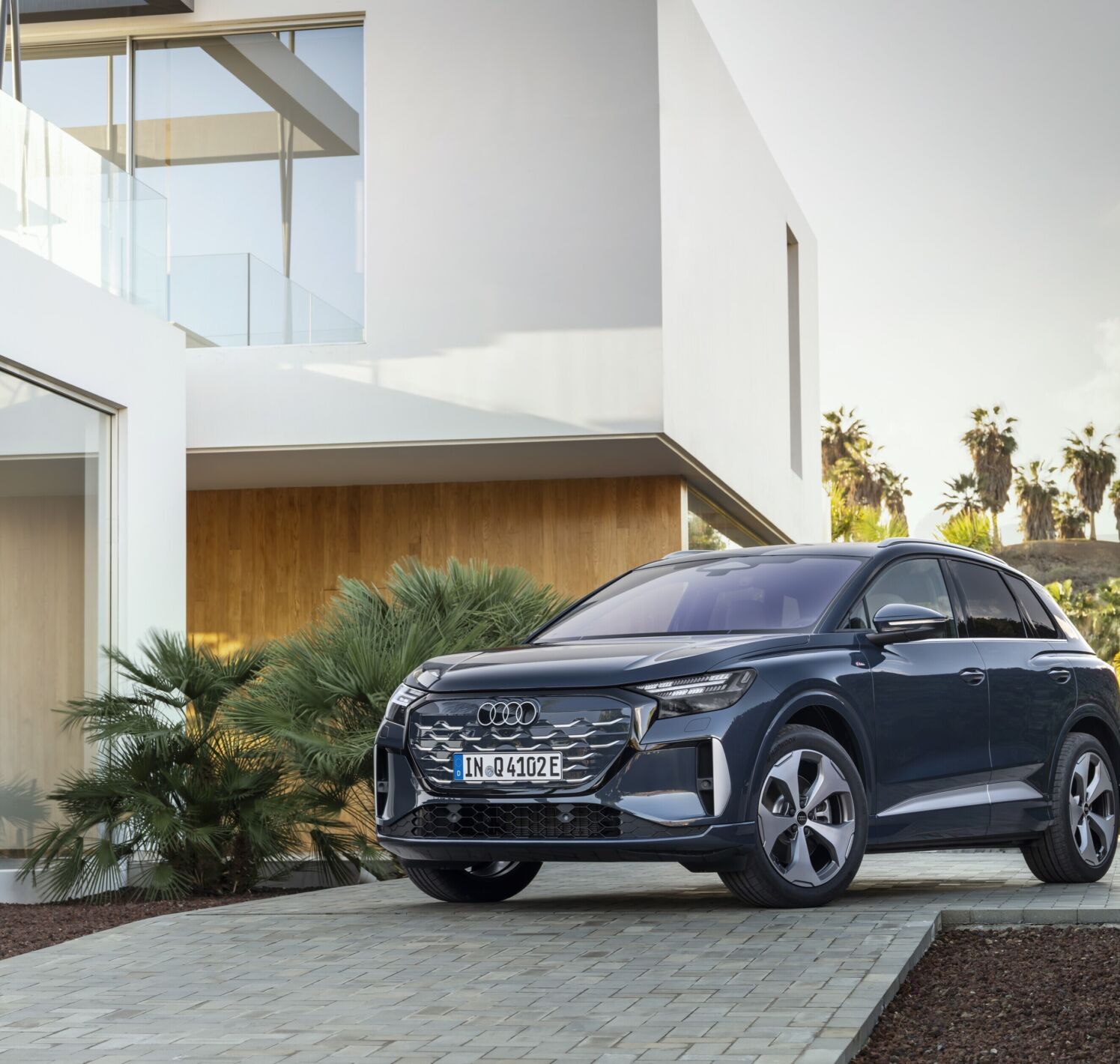 https://autofilter.sk/assets/files/images/q4-e-tron/gallery/A260696_medium.jpg - obrazok