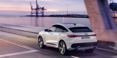 Nové Audi Q5 e-Hybrid Quattro oficiálne: novinka do zásuvky zvládne na jedno nabitie 100 km obrazok