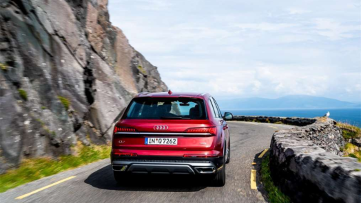 Za volantem Audi Q7 po faceliftu: Nový kokpit, lepší motory, nová generace? obrazok