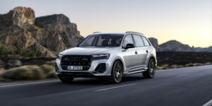 Audi Q7 TFSI e quattro – veľké plug-in hybridné SUV, ktoré vie jazdiť kultivovane aj prekvapivo úsporne obrazok