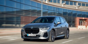 BMW rad 2 Active Tourer PHEV – plug-in hybridné rodinné BMW, ktoré spája priestor s nečakane silným výkonom obrazok