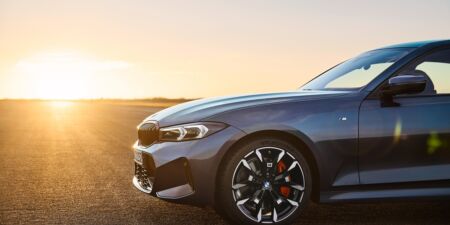 BMW rad 3 Sedan PHEV – plug-in hybrid, ktorý dáva najväčší zmysel v meste aj mimo neho obrazok