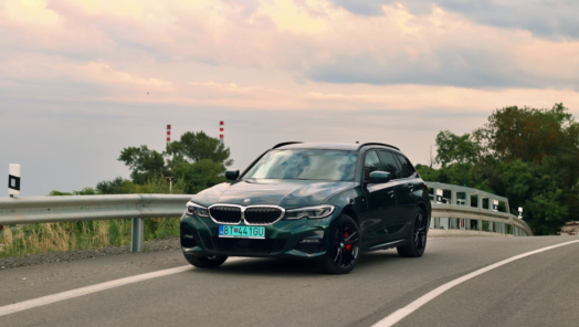 TEST: BMW 330e Touring – Fenomenálna konfigurácia. Je to aj plugin obrazok