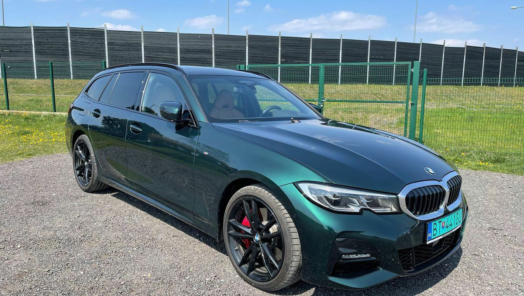 Test: BMW 330e xDrive Touring - nie každý plug-in hybrid sa vydarí obrazok