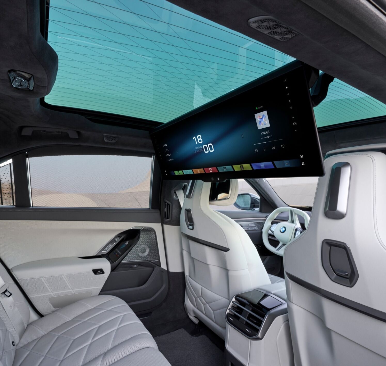 https://autofilter.sk/assets/files/images/rad-7/gallery/P90636127_lowRes_bmw-740-xdrive-04-20.jpg - obrazok