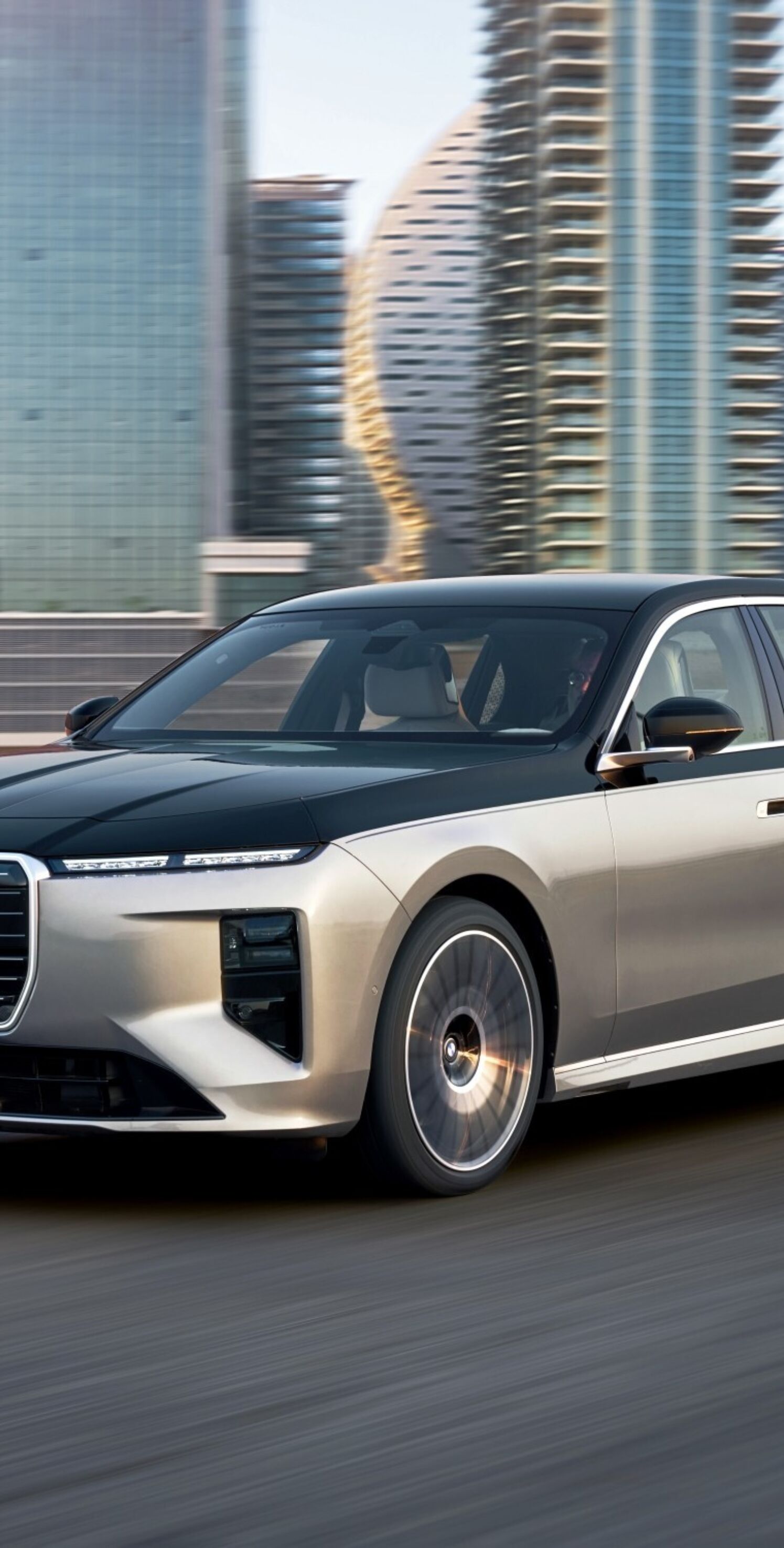 https://autofilter.sk/assets/files/images/rad-7/gallery/P90636084_lowRes_bmw-740-xdrive-04-20.jpg - obrazok