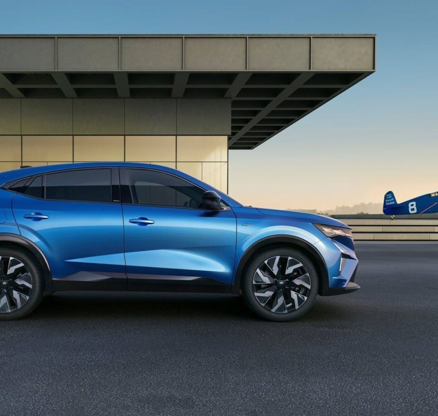 https://autofilter.sk/assets/files/images/rafale-phev/gallery/Renault-rafale-2023-20-galeria_2025-04-10-195459_pxom.jpg - obrazok