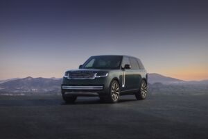 Range Rover Electric Long: elektrický luxus s väčším priestorom vzadu obrazok