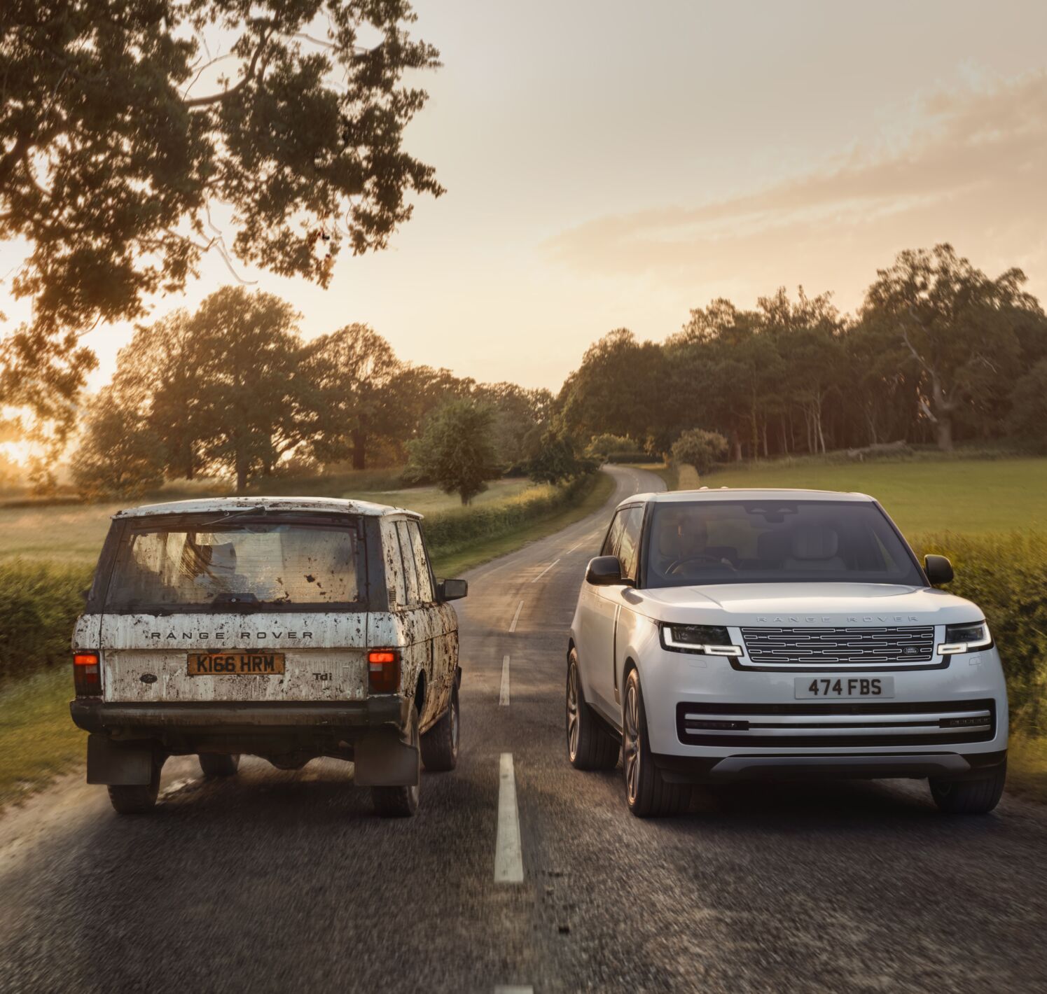 https://autofilter.sk/assets/files/images/range-rover-electric/gallery/RANGE-ROVER-ELECTRIC-AND-CLASSIC-02_09_26.jpg - obrazok