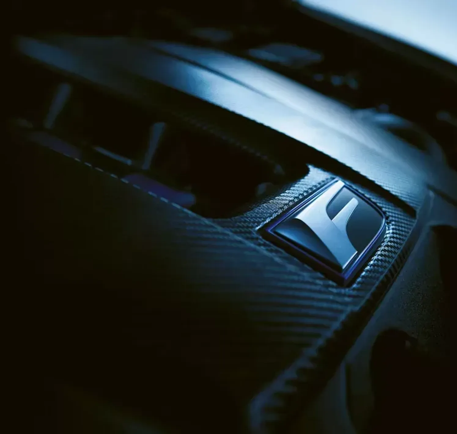 https://autofilter.sk/assets/files/images/rc-f/gallery/2019-lexus-rc-f-gallery-007-interior-1920x1080tcm-3154-1636922_2025-04-10-205828_sjyz.webp - obrazok