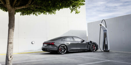 Audi e-tron GT: ‘Lacnejší Taycan‘ má ostrejší vzhľad a výkon pre silné žalúdky obrazok