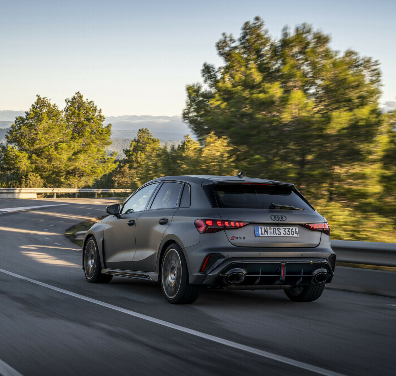 https://autofilter.sk/assets/files/images/rs3-sportback/gallery/A244477-medium_2025-04-10-201555_njfh.jpg - obrazok