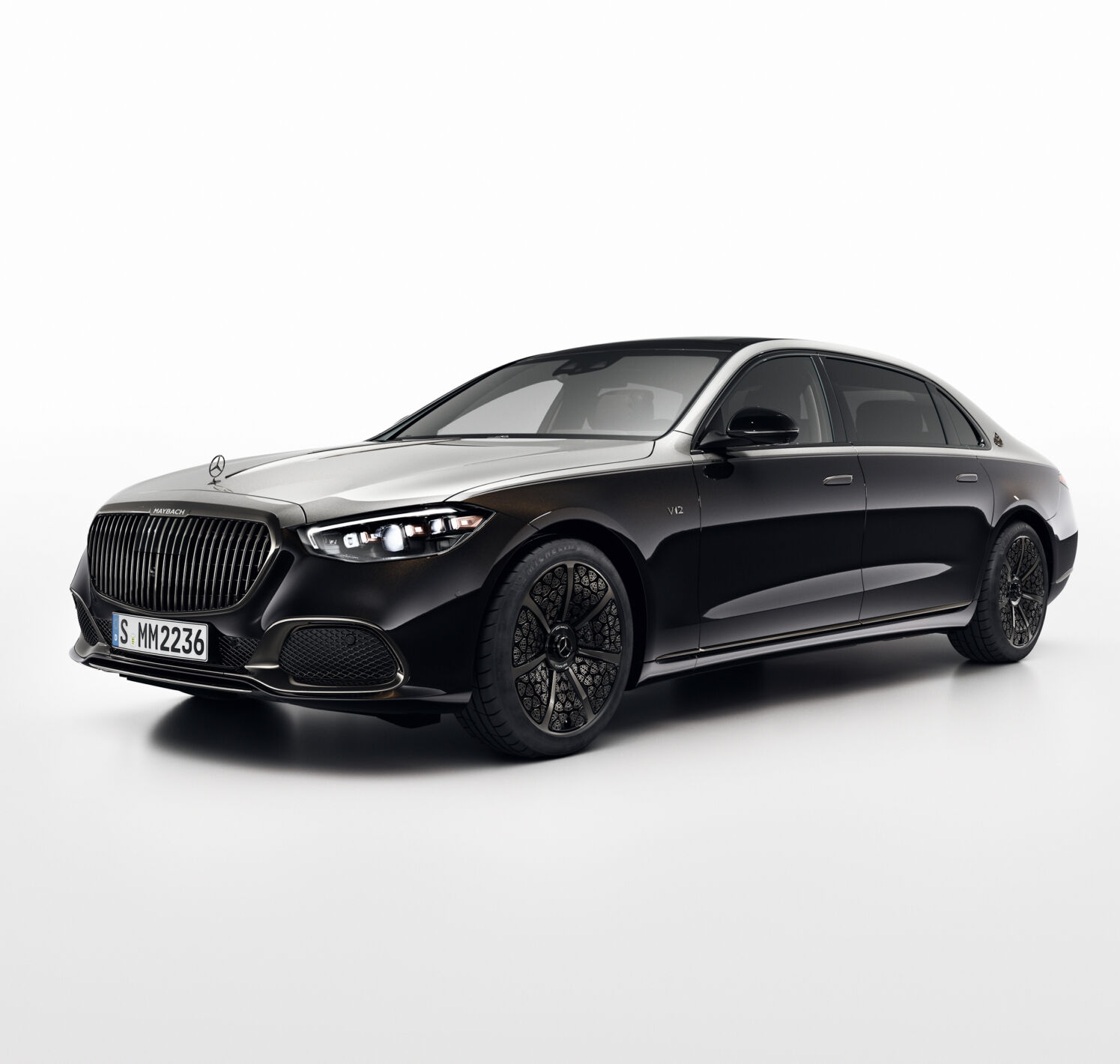 https://autofilter.sk/assets/files/images/s-maybach-phev/gallery/23-C0184-002_2025-04-10-210603_jrwq.jpg - obrazok