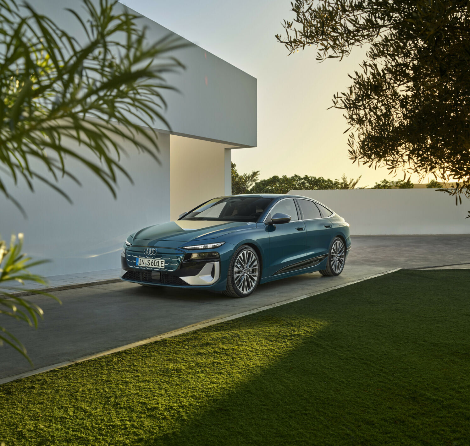 https://autofilter.sk/assets/files/images/s6-sportback-e-tron/gallery/A243237-medium_2025-04-10-202429_jbqg.jpg - obrazok