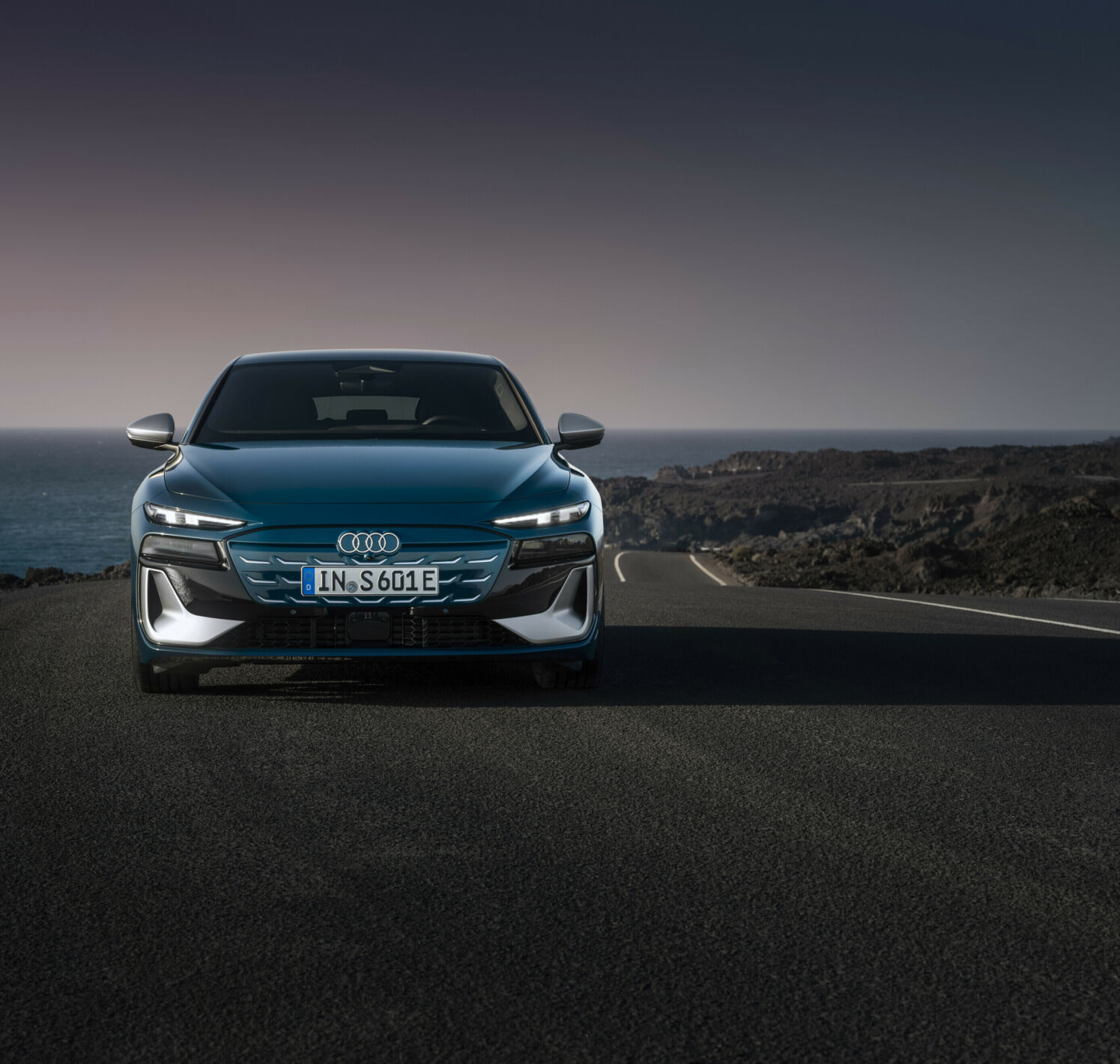 https://autofilter.sk/assets/files/images/s6-sportback-e-tron/gallery/A243266-medium_2025-04-10-202446_hvko.jpg - obrazok
