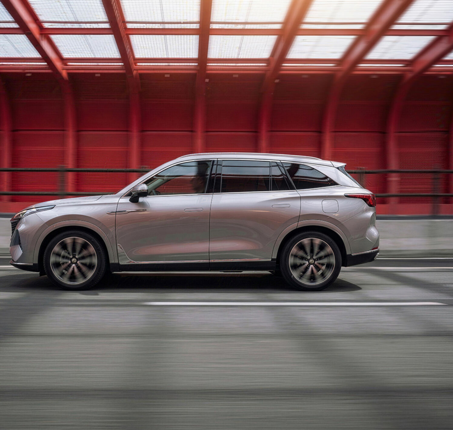 https://autofilter.sk/assets/files/images/s9-phev/gallery/th_1_2_1782115605.jpg - obrazok