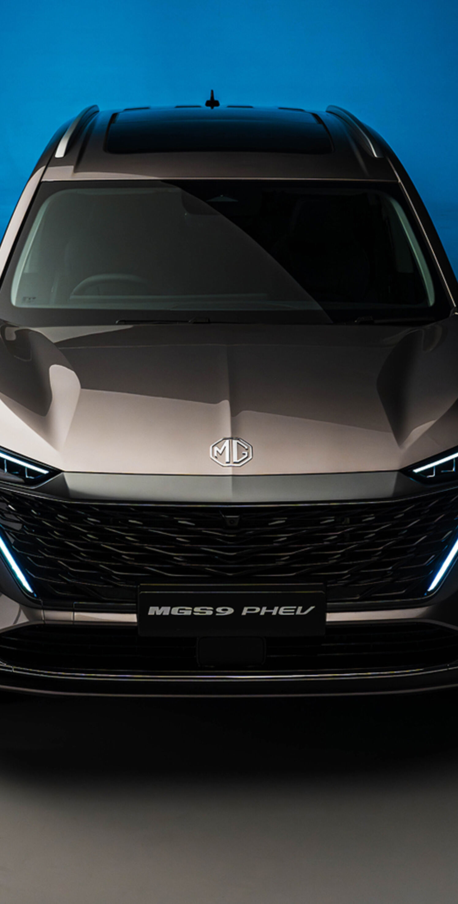 https://autofilter.sk/assets/files/images/s9-phev/gallery/th_1_2_1782115761.jpg - obrazok