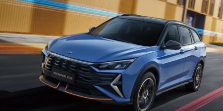 Nové zodvihnuté kombi Dongfeng Shine GS. Lacnejšia alternatíva Octavie Combi? obrazok