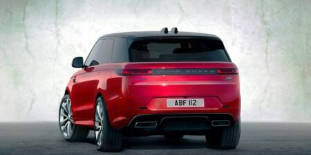 Nový Range Rover Sport vás na tempomat prevedie aj ťažkým terénom, vrcholom je V8 od BMW obrazok