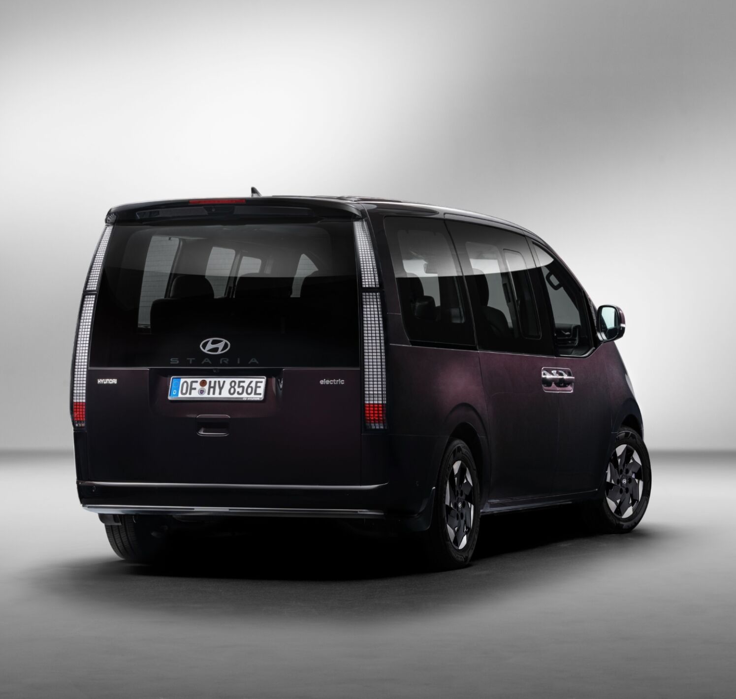 https://autofilter.sk/assets/files/images/staria-electric/gallery/hyundai-staria-electric-0126-key-visual-02_jpg_bfc_off.jpg - obrazok