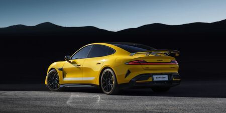 Xiaomi SU7 Ultra – elektrický hypersedan s extrémnou technikou obrazok