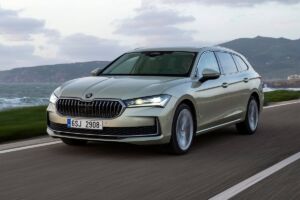 Škoda Superb Combi PHEV – veľké rodinné kombi s elektrickým dojazdom až 120 km