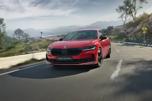 Škoda Superb Sportline 2026: oplatí sa top výbava?
