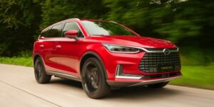 BYD Tang – sedemmiestne elektrické SUV s dôrazom na priestor, výkon a technológie obrazok