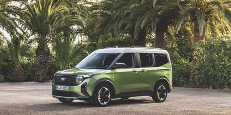 Ford Tourneo Courier dáva rodine veľa priestoru bez veľkého auta obrazok