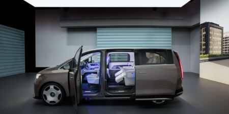 Revolúcia vo svete elektrických MPV: Prichádza aerodynamický Mercedes-Benz VLE s dojazdom 700 km obrazok
