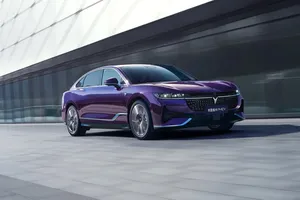 Voyah Passion PHEV – sedan, ktorý spája luxus, výkon a extrémny dojazd