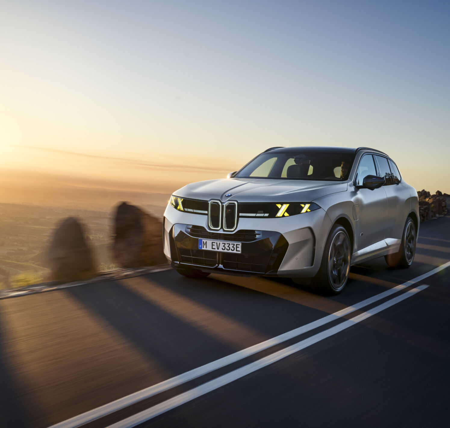 https://autofilter.sk/assets/files/images/x5-2/gallery/P90646107_highRes_bmw-x5-m60e-xdrive-0.jpg - obrazok